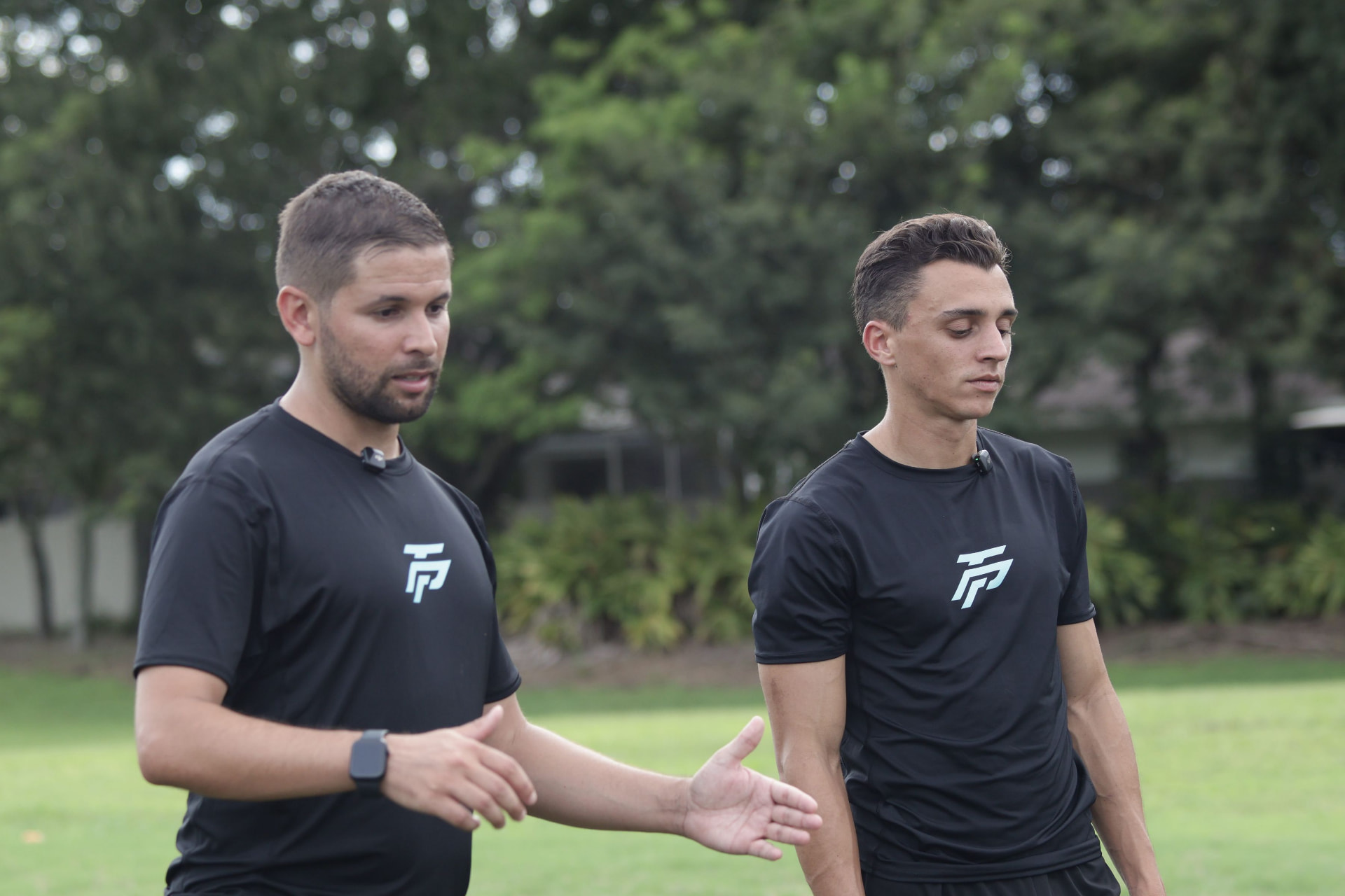 José Hernández and Gabrielle Privitera leading a session